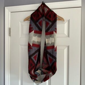 Roots Aztec Design Infinity Scarf